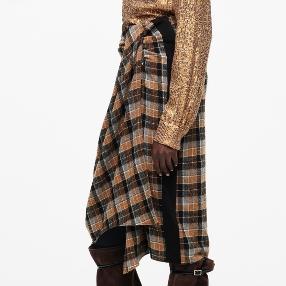 Draped Skirt Limited Edition - Picture 3 of 7